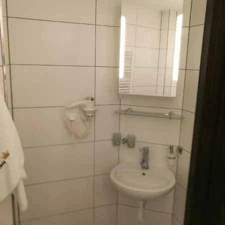 Apartment Testo *
